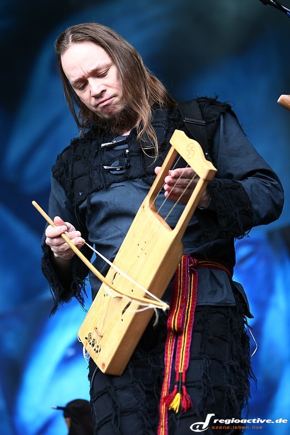 Metsatöll (live beim Hexentanz Festival in Losheim, 2013)